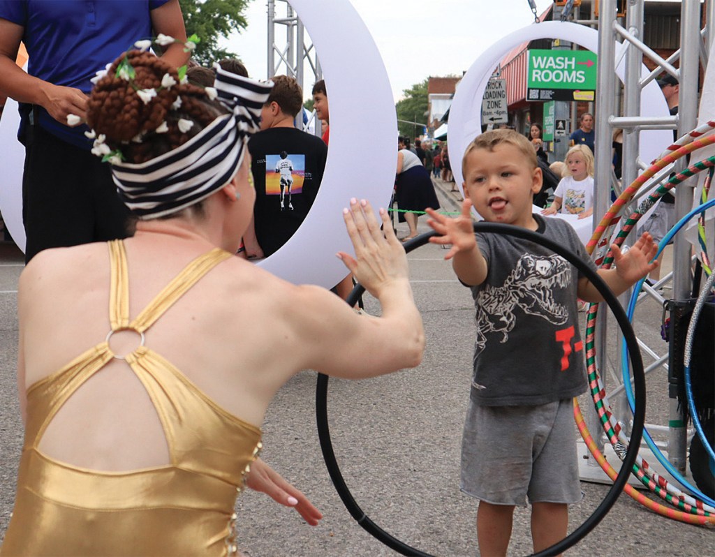 Streets Filled For The Annual Dresden Night&nbsp;Market